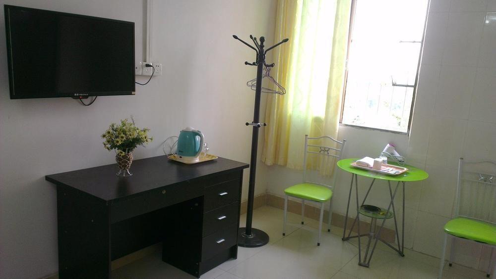 Junhua Inn Guangzhou South Railway Station Bagian luar foto